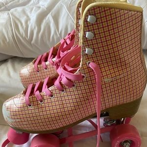 Women’s Roller Skates